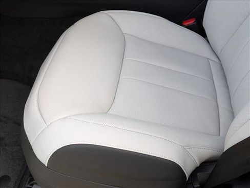 New 2026 Land Rover Range Rover Sport Dynamic SE image 4