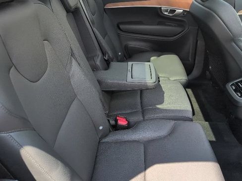Used 2024 Volvo XC90 B6 Plus w/ Protection Package Premier AWD/4WD image 13