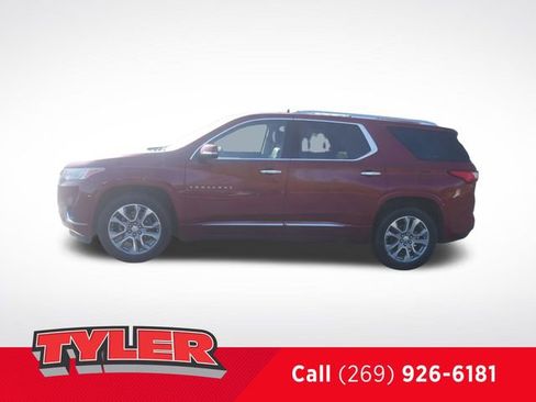 Used 2021 Chevrolet Traverse Premier w/ LPO, Floor Liner Package AWD/4WD image 4