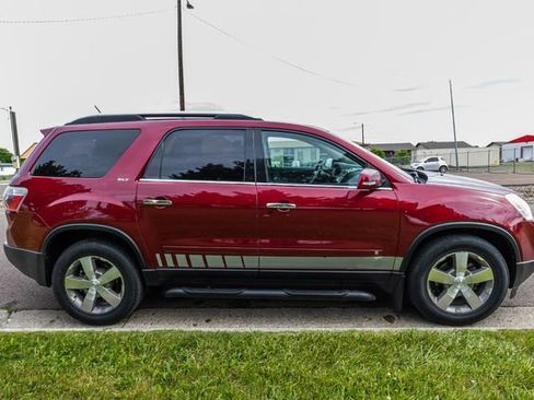Used 2009 GMC Acadia SLT AWD/4WD image 4
