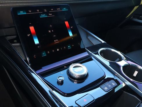 Used 2025 Cadillac Escalade Sport w/ Touring Package image 34