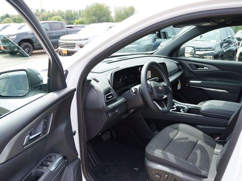 New 2026 Chevrolet Traverse LT w/ Driver Confidence Package image 10