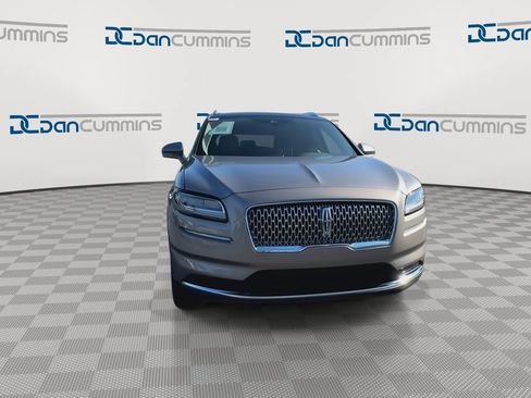 Used 2021 Lincoln Nautilus Reserve w/ Equipment Group 201A AWD/4WD image 3