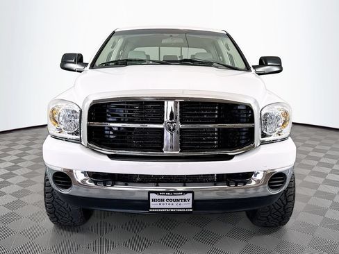 Used 2008 Dodge Ram 2500 Truck SXT w/ Protection Group AWD/4WD image 2