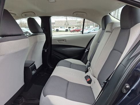 Used 2023 Toyota Corolla LE image 13