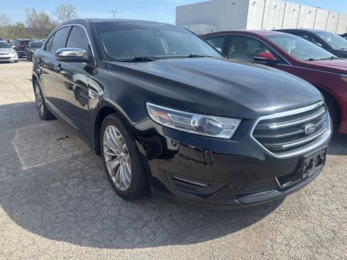 Used 2018 Ford Taurus Limited FWD image 2