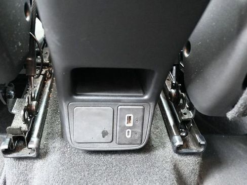 Used 2025 Buick Encore GX Preferred AWD/4WD image 27