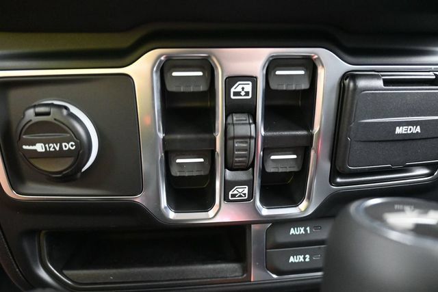 New 2027 Jeep Wrangler Unlimited Sahara AWD/4WD image 28