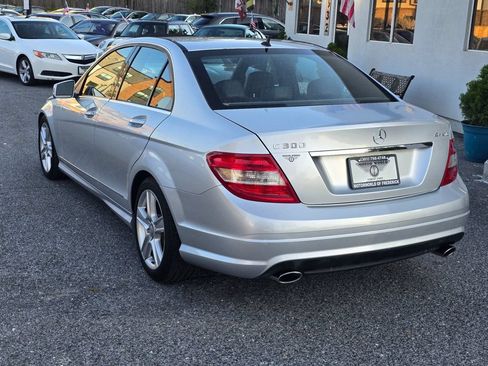 Used 2011 Mercedes-Benz C 300 4MATIC Sedan image 6