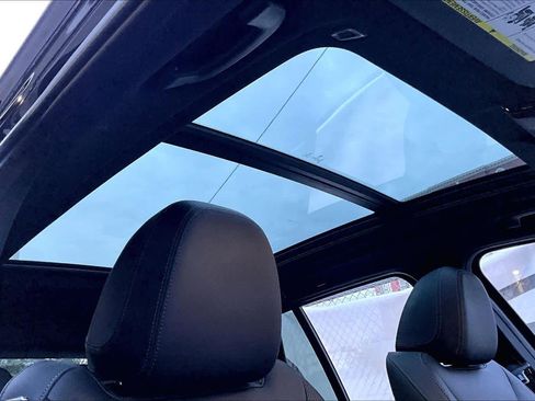 Used 2023 BMW X3 sDrive30i w/ Premium Package image 13