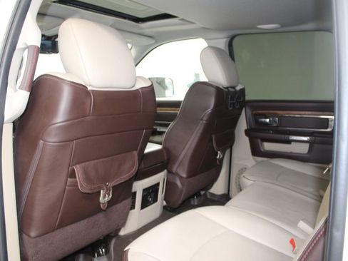 Used 2018 RAM 2500 Longhorn w/ Longhorn Southfork Package image 26