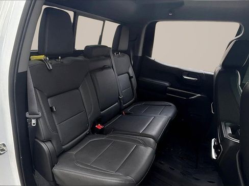 Used 2022 GMC Sierra 1500 SLT image 26
