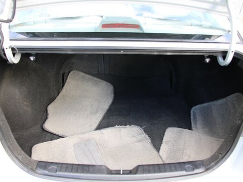 Used 2007 Hyundai Elantra GLS image 16