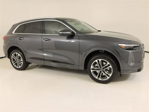 New 2025 Audi Q5 Premium Plus image 6