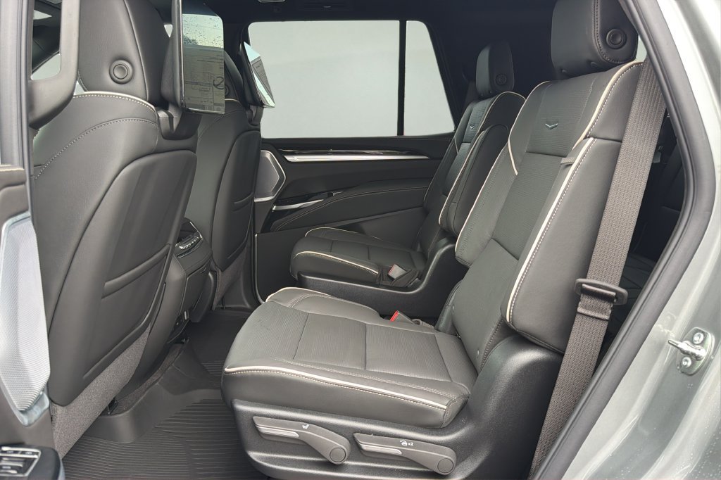 New 2027 Cadillac Escalade Luxury w/ Touring Package RWD image 14