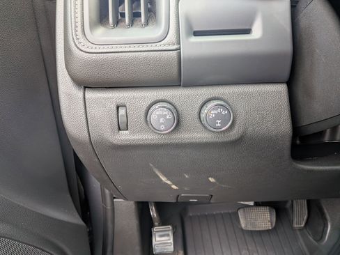 Used 2022 GMC Canyon Elevation w/ Elevation Premium Package image 20