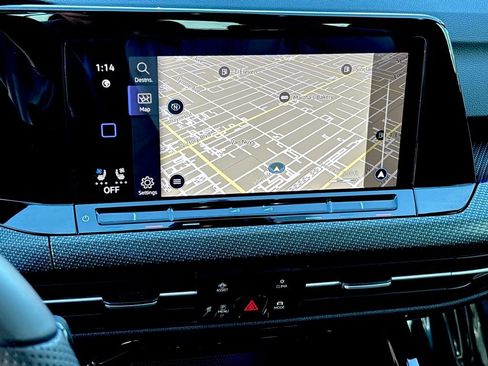 Used 2024 Volkswagen Golf R 2.0T image 18