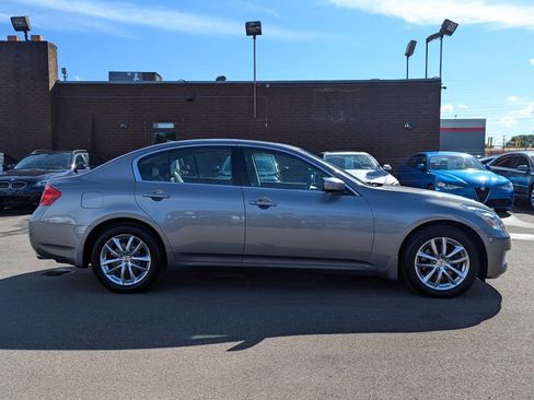 Used 2009 INFINITI G37 x Sedan w/ Premium Pkg image 3