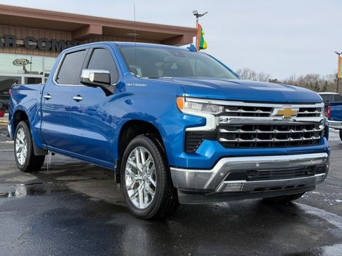 Used 2022 Chevrolet Silverado 1500 LTZ image 2
