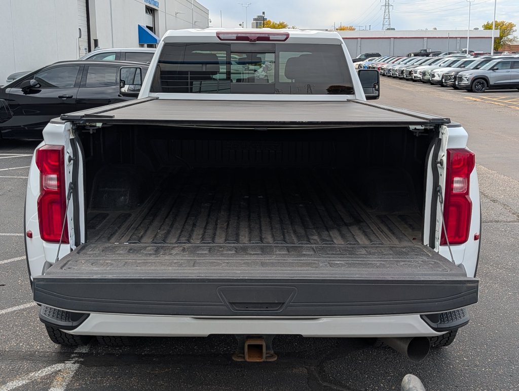 Used 2022 Chevrolet Silverado 3500 High Country w/ Safety Package II AWD/4WD image 9