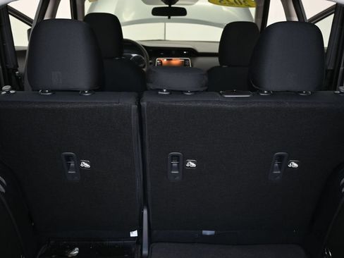 Used 2025 Nissan Kicks Play S FWD image 12