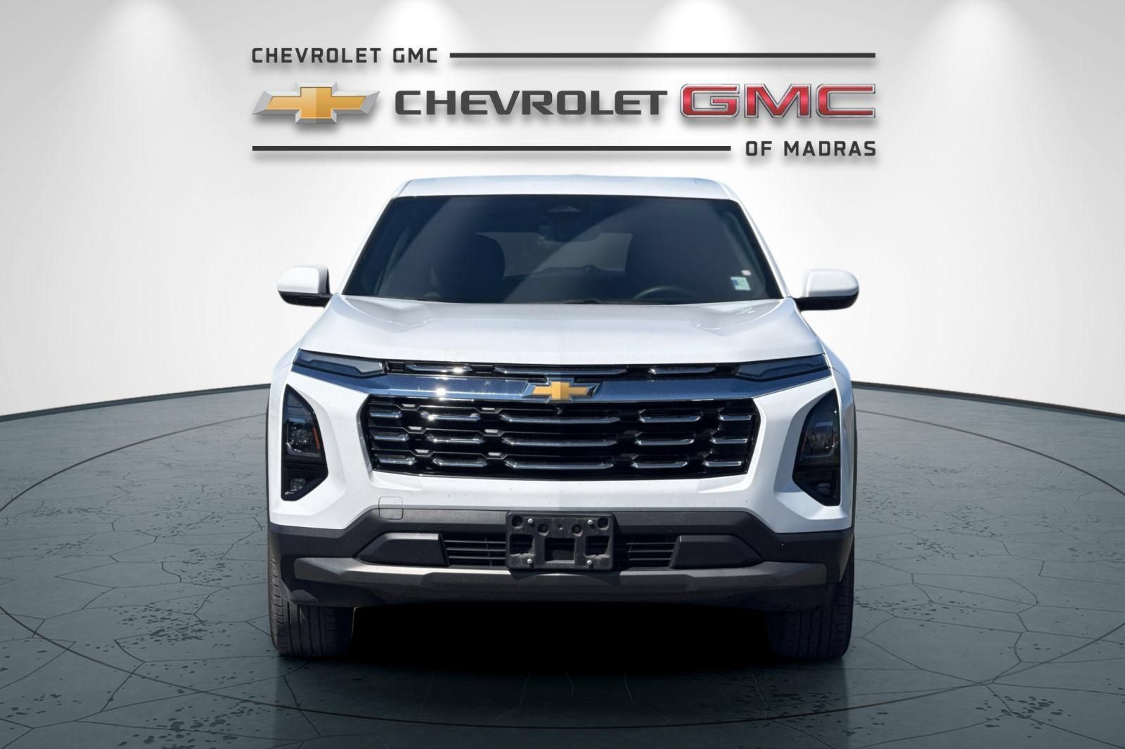 Used 2025 Chevrolet Equinox LT w/ Safety and Technology Package AWD/4WD image 8