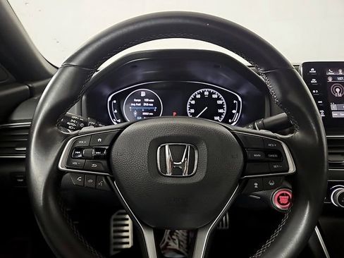 Used 2018 Honda Accord Sport image 18