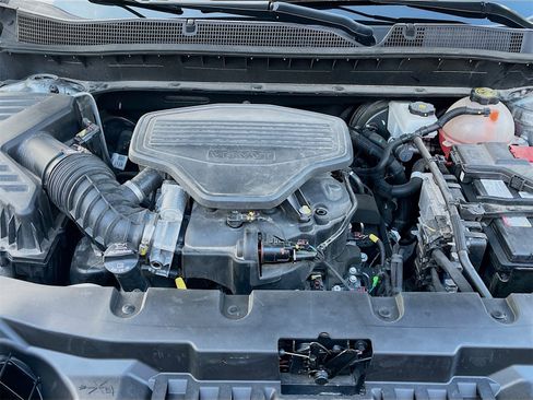 Used 2024 Chevrolet Blazer RS w/ Enhanced Convenience Package image 30