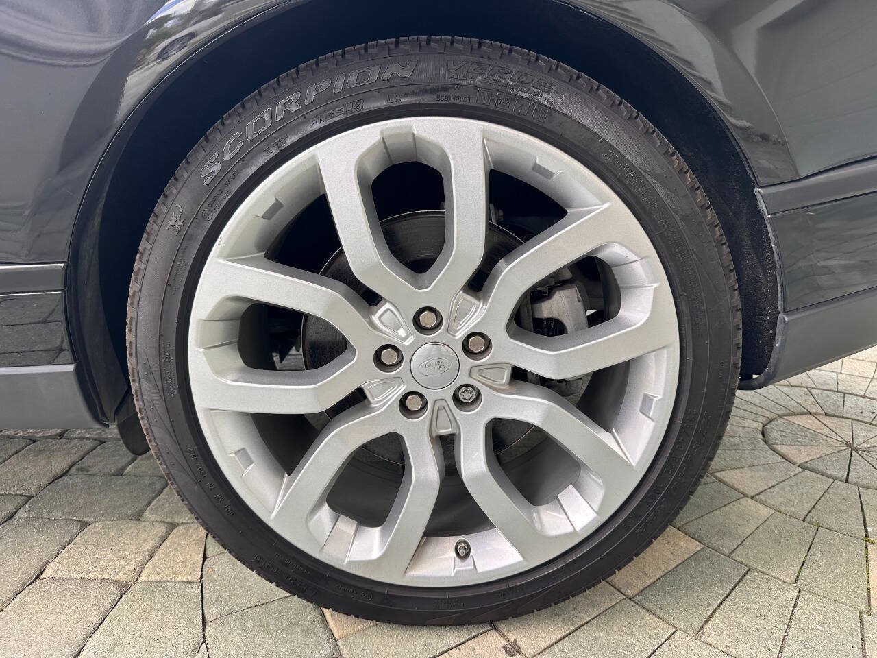 Used 2019 Land Rover Range Rover Long Wheelbase Supercharged AWD/4WD image 32