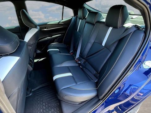 Used 2026 Toyota Camry SE image 24