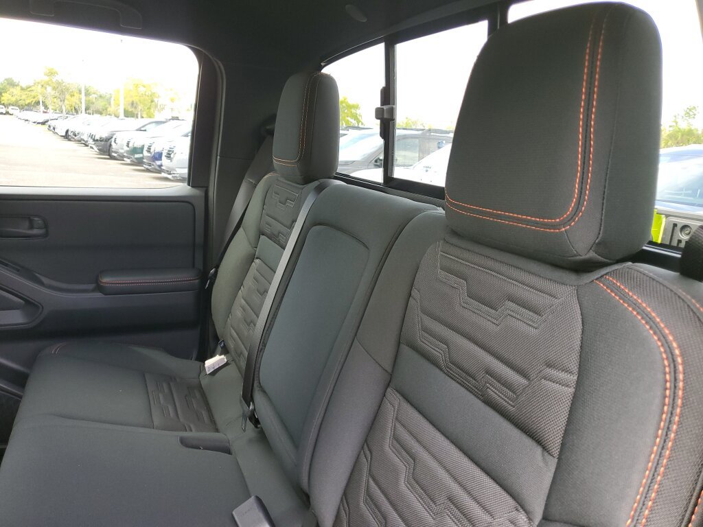 New 2026 Nissan Frontier Pro-X w/ Pro-X Convenience Package RWD image 8