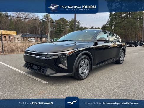 Used 2025 Kia K4 LX image 1