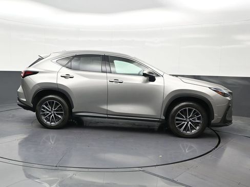 Used 2024 Lexus NX 250 FWD w/ Cold Area Package image 7
