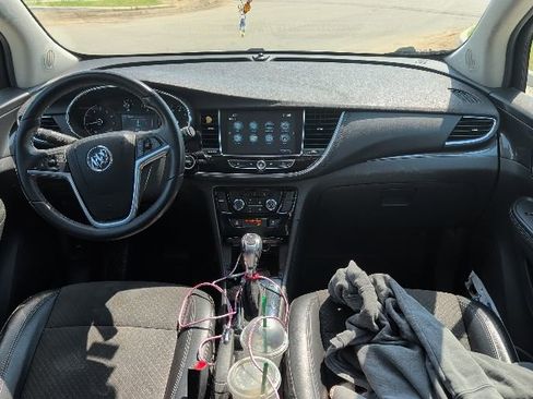 Used 2021 Buick Encore Preferred FWD image 9