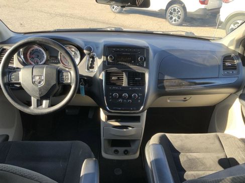 Used 2017 Dodge Grand Caravan SE w/ Power Window Group image 37
