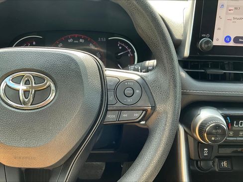 Used 2024 Toyota RAV4 XLE w/ Convenience Package FWD image 25