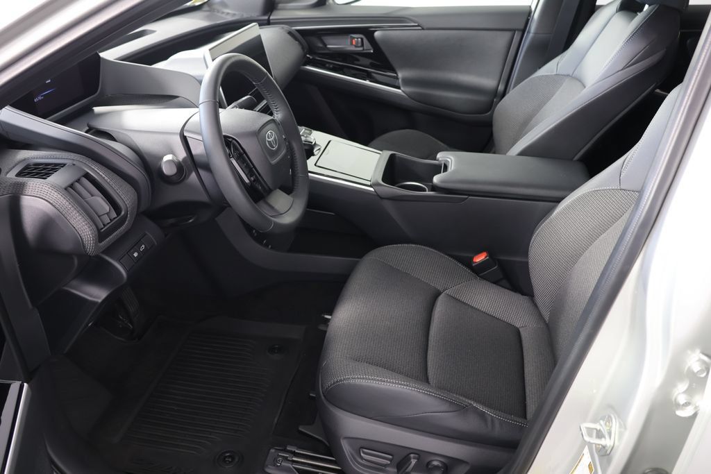 Used 2025 Toyota bZ4X FWD w/ Weather Package image 18