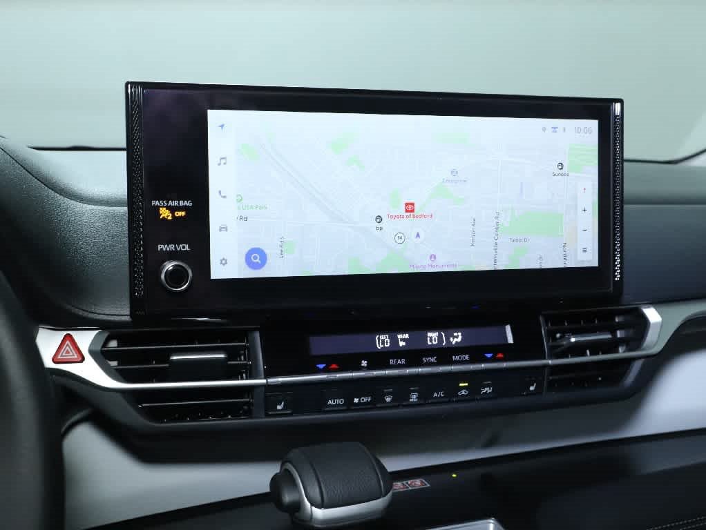Used 2026 Toyota Sienna XLE AWD/4WD image 25