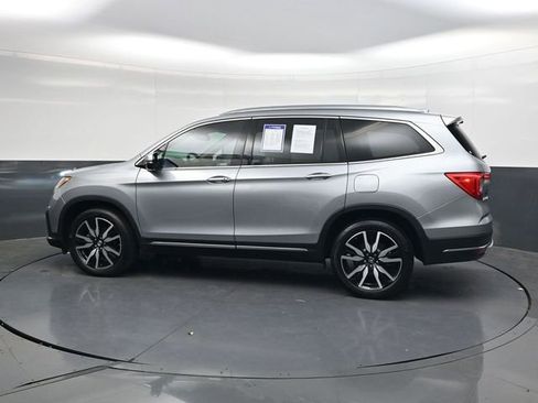 Used 2019 Honda Pilot Touring image 7