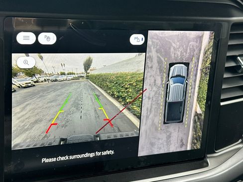 New 2025 Ford F150 Lightning XLT image 19