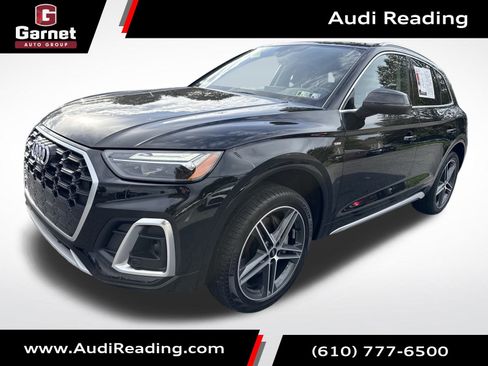 Certified 2025 Audi Q5 e Premium Plus image 1