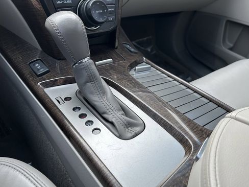 Used 2012 Acura MDX w/ Technology & Entertainment image 21