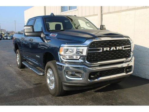 Used 2024 RAM 2500 Big Horn w/ Bed Utility Group image 2