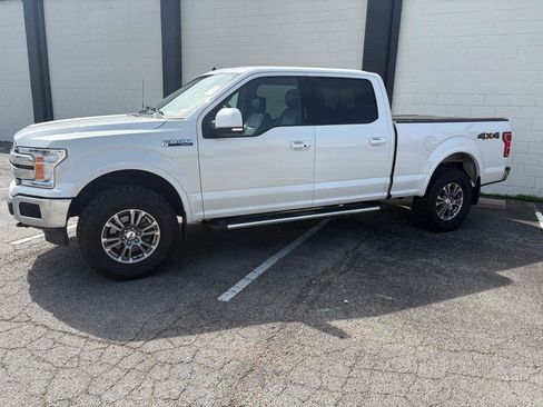 Used 2019 Ford F150 Lariat image 2