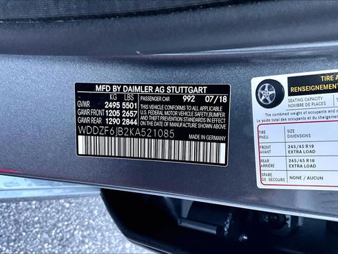 Used 2019 Mercedes-Benz E 450 4MATIC Sedan w/ Premium Package image 32