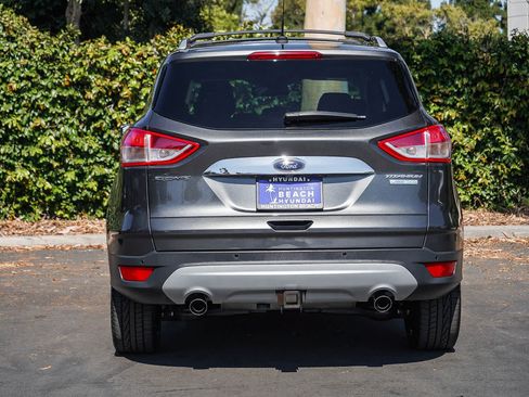 Used 2016 Ford Escape Titanium FWD image 5
