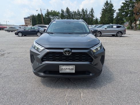 Used 2025 Toyota RAV4 LE AWD/4WD image 8