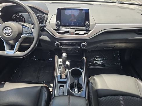 Used 2024 Nissan Altima 2.5 SR AWD/4WD image 13