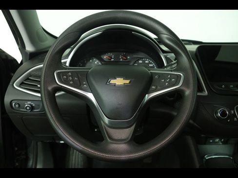 Used 2023 Chevrolet Malibu LT w/ Driver Confidence Package FWD image 17