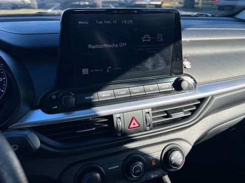 Certified 2023 Kia Forte LXS image 23